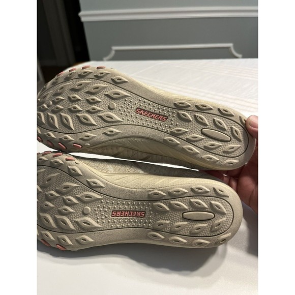 Skechers Relaxed Fit Memory Foam Slip On Women’s 9.5 Shoes EUC - Picture 5 of 12